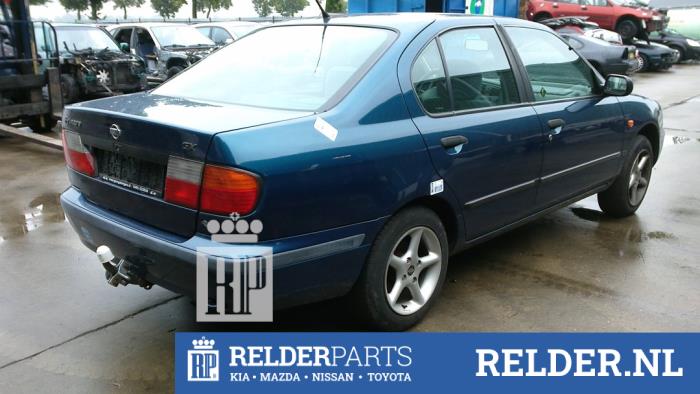 Nissan Primera 2.0 SRi 16V Sloopvoertuig (1998, Blauw)