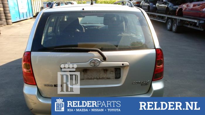 Toyota Corolla Wagon 2.0 D-4D 16V 115 Sloopvoertuig (2005, Grijs)