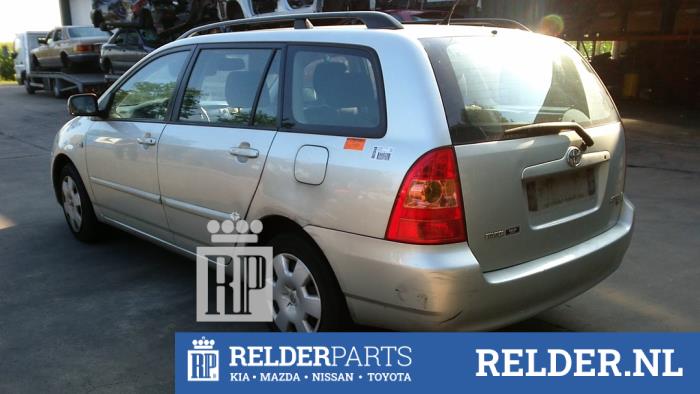 Toyota Corolla Wagon 2.0 D-4D 16V 115 Sloopvoertuig (2005, Grijs)
