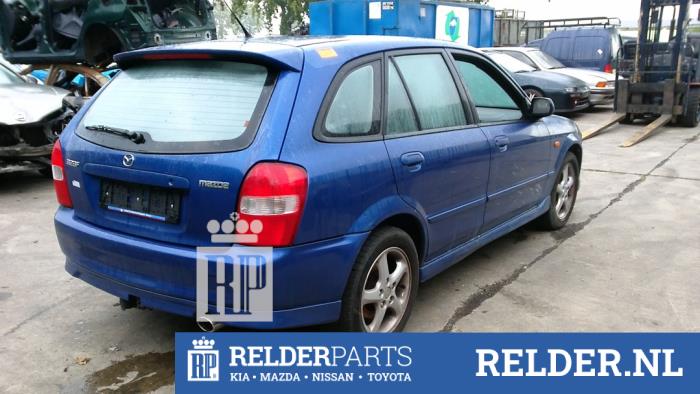Mazda 323 Fastbreak 2.0 16V Sloopvoertuig (2001, Blauw)