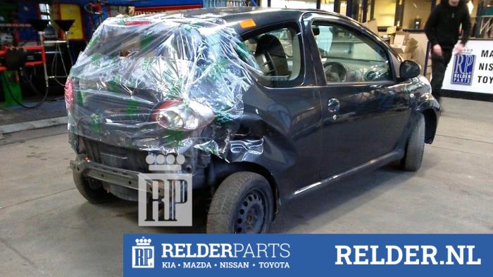 Toyota Aygo 1.0 12V VVT-i Sloopvoertuig (2007, Grijs)