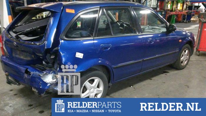 Mazda 323 Fastbreak 1.5 LX,GLX 16V Sloopvoertuig (2000, Blauw)