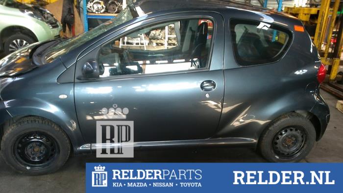 Toyota Aygo 1.0 12V VVT-i Sloopvoertuig (2007, Grijs)