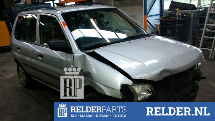 Mazda Demio 1.3 16V Sloopvoertuig (2000, Grijs)