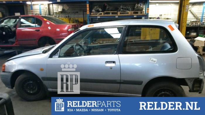 Toyota Starlet 1.3,XLi,GLi 16V Sloopvoertuig (1997, Grijs)