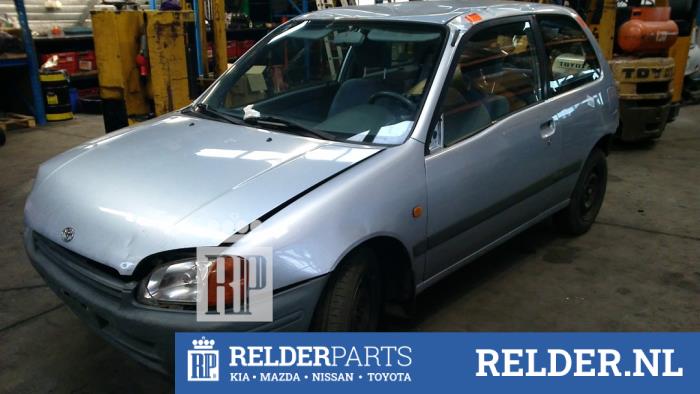 Toyota Starlet 1.3,XLi,GLi 16V Sloopvoertuig (1997, Grijs)