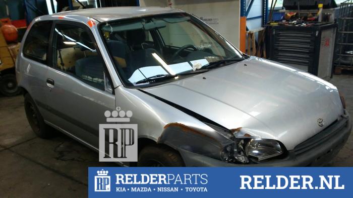 Toyota Starlet 1.3,XLi,GLi 16V Sloopvoertuig (1997, Grijs)