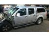Nissan Navara 2.5 dCi 16V 4x4 Sloopvoertuig (2009, Grijs)