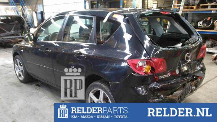 Mazda 3 Sport 1.3i 16V Sloopvoertuig (2005, Zwart)