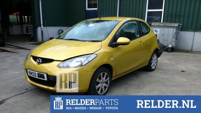 Mazda 2 1.3 16V S-VT High Power Sloopvoertuig (2009, Goud)
