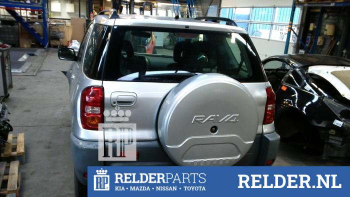 Toyota RAV4 1.8 16V VVT-i 4x2 Sloopvoertuig (2004, Grijs)