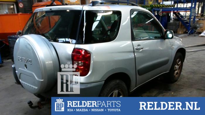 Toyota RAV4 1.8 16V VVT-i 4x2 Sloopvoertuig (2004, Grijs)
