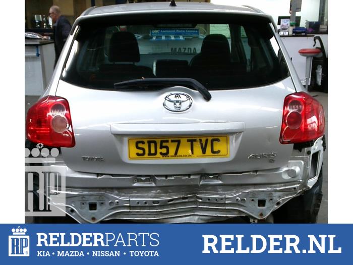 Toyota Auris 1.4 VVT-i 16V Sloopvoertuig (2008, Grijs)