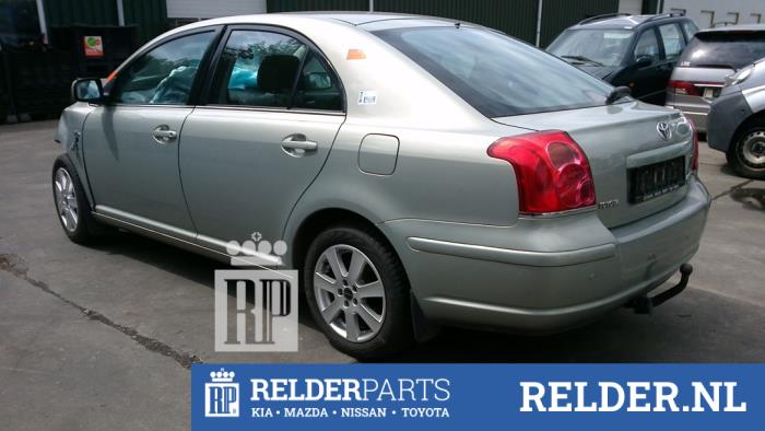 Toyota Avensis 2.0 16V D-4D Sloopvoertuig (2004, Groen)
