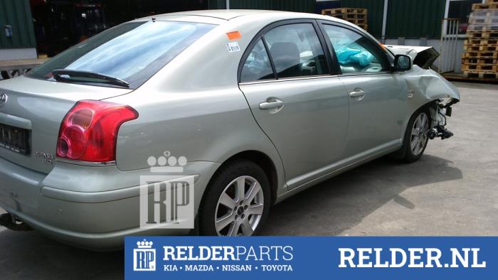 Toyota Avensis 2.0 16V D-4D Sloopvoertuig (2004, Groen)
