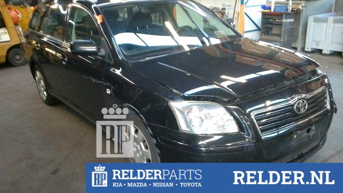 Toyota Avensis Wagon 2.0 16V VVT-i D4 Sloopvoertuig (2005, Zwart)