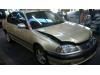 Toyota Avensis 2.0 16V VVT-i D-4 Sloopvoertuig (2000, Beige)