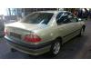 Toyota Avensis 2.0 16V VVT-i D-4 Sloopvoertuig (2000, Beige)
