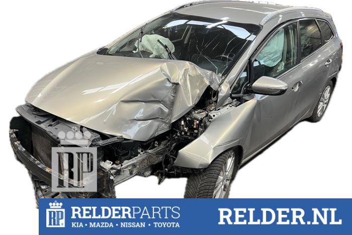 Kia Cee'd Sportswagon 1.6 CRDi 16V VGT Sloopvoertuig (2015, Grijs)