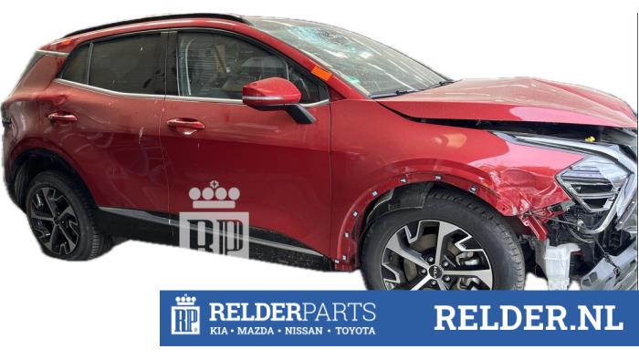 Kia Sportage 1.6 T-GDi Hybrid 16V Sloopvoertuig (2023, Rood)