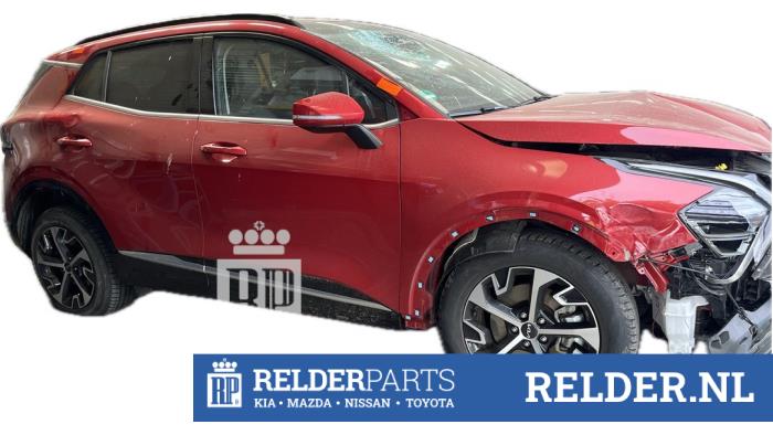 Kia Sportage 1.6 T-GDi Hybrid 16V Sloopvoertuig (2023, Rood)