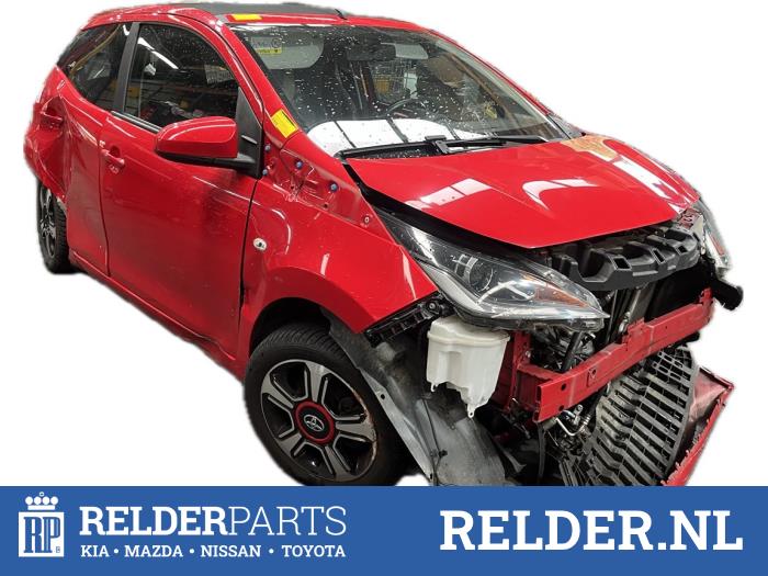 Toyota Aygo 1.0 12V VVT-i Sloopvoertuig (2017, Rood)