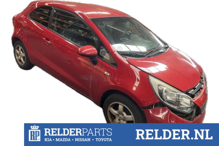 Kia Rio III 1.4 CVVT 16V Sloopvoertuig (2013, Rood)