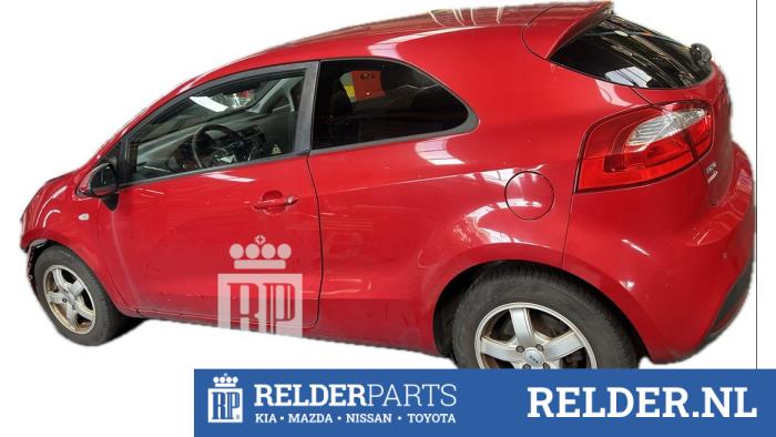 Kia Rio III 1.4 CVVT 16V Sloopvoertuig (2013, Rood)