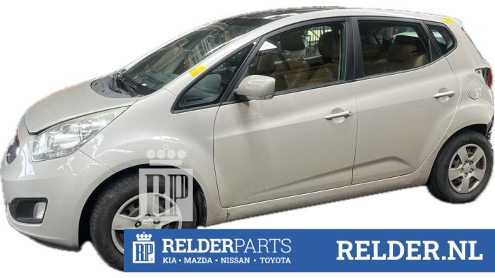 Kia Venga 1.4 CRDi 16V Sloopvoertuig (2012, Champagne)
