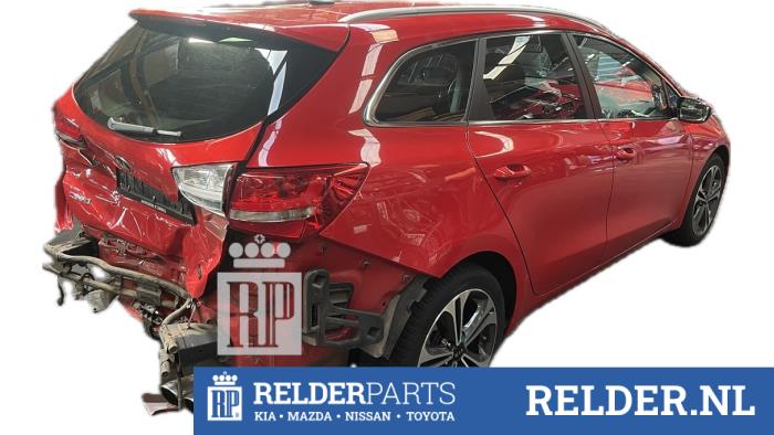 Kia Cee'd Sportswagon 1.0i T-GDi 12V 120 Sloopvoertuig (2015, Rood)