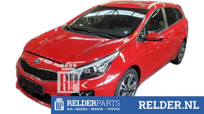 Kia Cee'd Sportswagon 1.0i T-GDi 12V 120 Sloopvoertuig (2015, Rood)