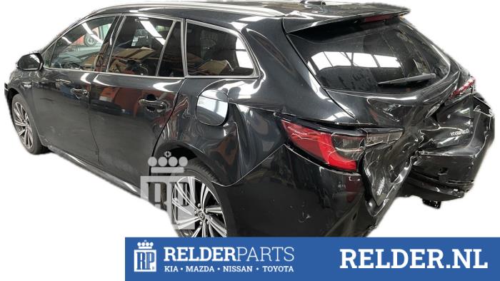 Toyota Corolla Touring Sport 1.8 16V Hybrid Sloopvoertuig (2021, Zwart)