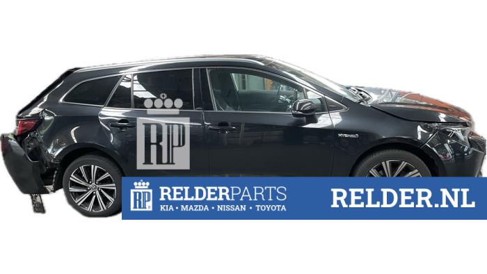 Toyota Corolla Touring Sport 1.8 16V Hybrid Sloopvoertuig (2021, Zwart)