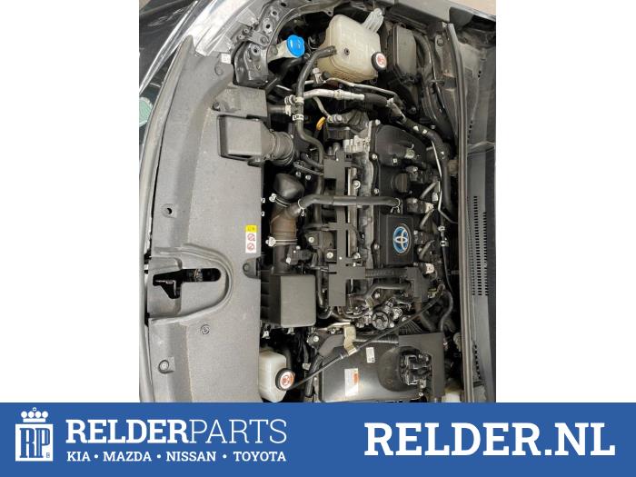 Toyota Corolla Touring Sport 1.8 16V Hybrid Sloopvoertuig (2021, Zwart)