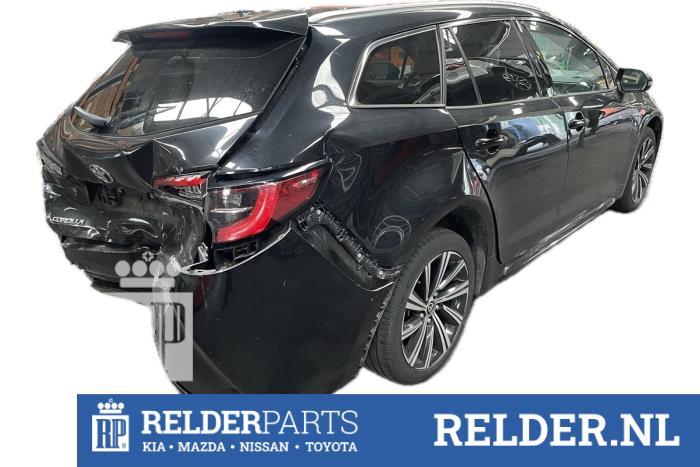 Toyota Corolla Touring Sport 1.8 16V Hybrid Sloopvoertuig (2021, Zwart)
