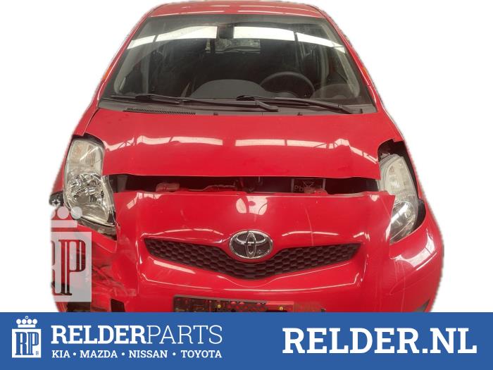 Toyota Yaris II 1.0 12V VVT-i Sloopvoertuig (2009, Rood)