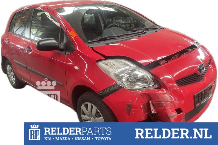 Toyota Yaris II 1.0 12V VVT-i Sloopvoertuig (2009, Rood)