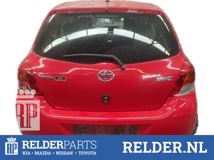 Toyota Yaris II 1.0 12V VVT-i Sloopvoertuig (2009, Rood)