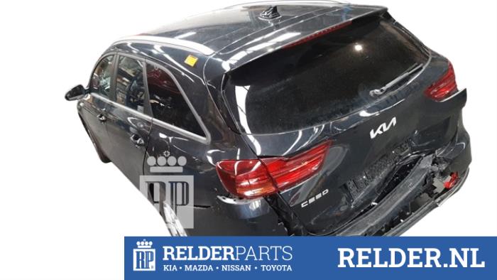 Kia Ceed Sportswagon 1.0i T-GDi 12V Sloopvoertuig (2022, Zwart)