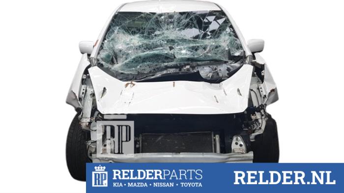 Kia Venga 1.4 CVVT 16V Sloopvoertuig (2011, Wit)