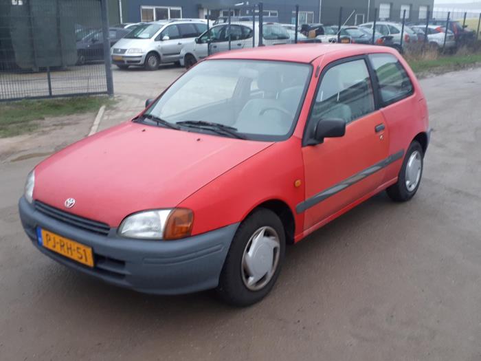 Toyota Starlet 1.3,XLi,GLi 16V Sloopvoertuig (1996, Rood)