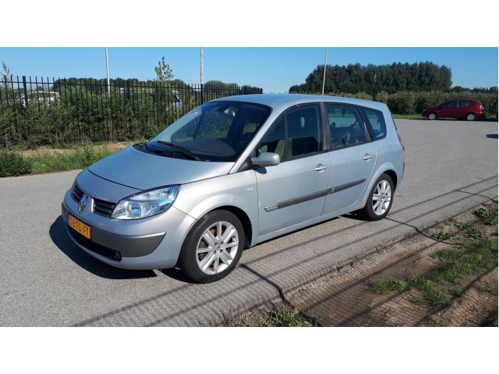 Renault Grand Scénic II 2.0 16V Sloopvoertuig (2004, Beige)