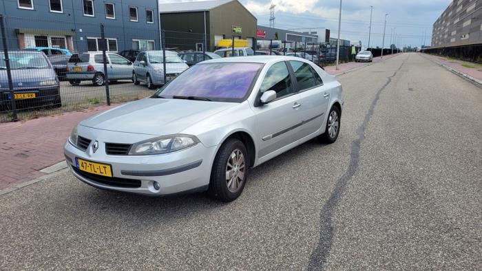 Renault Laguna II 2.0 16V Sloopvoertuig (2006, Grijs)