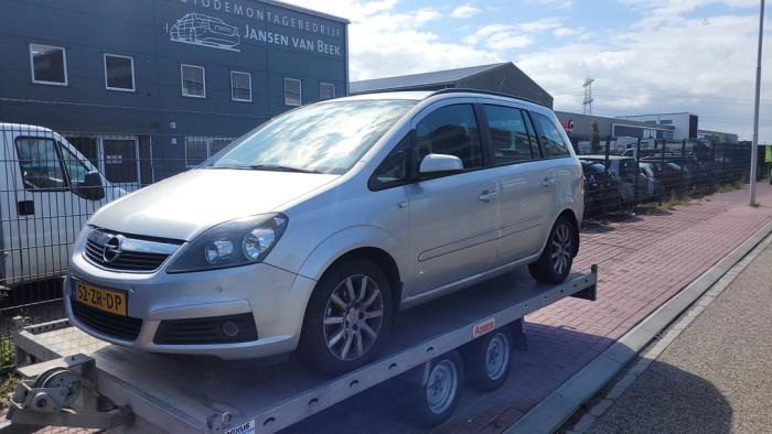 Opel Zafira 1.6 16V Sloopvoertuig (2008, Grijs)