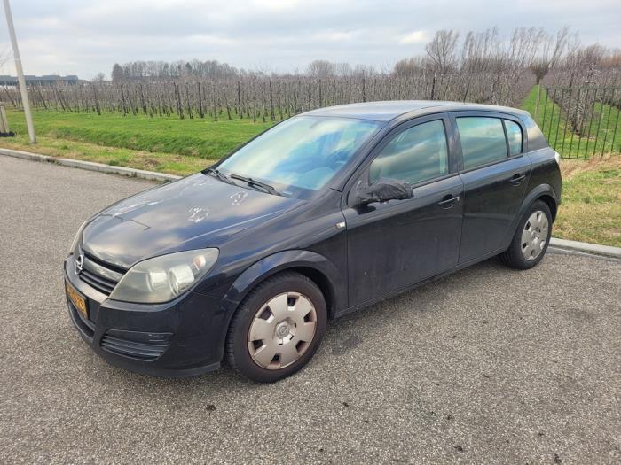 Opel Astra H 1.6 16V Twinport Sloopvoertuig (2004, Zwart)