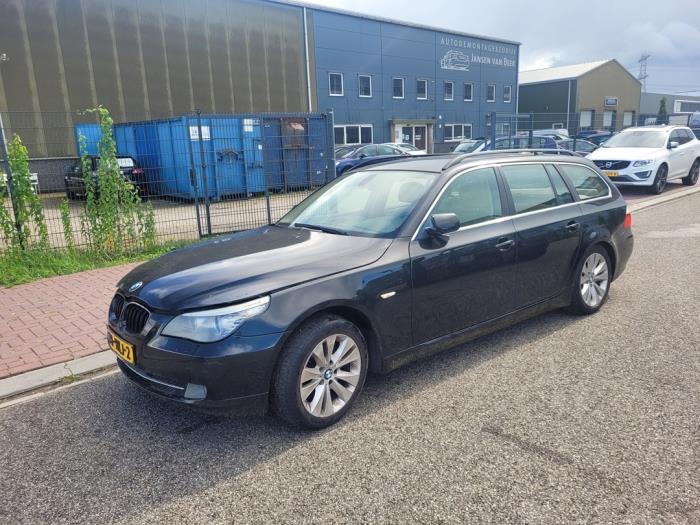 BMW 5 serie Touring 520d 16V Corporate Lease Sloopvoertuig (2009, Zwart)