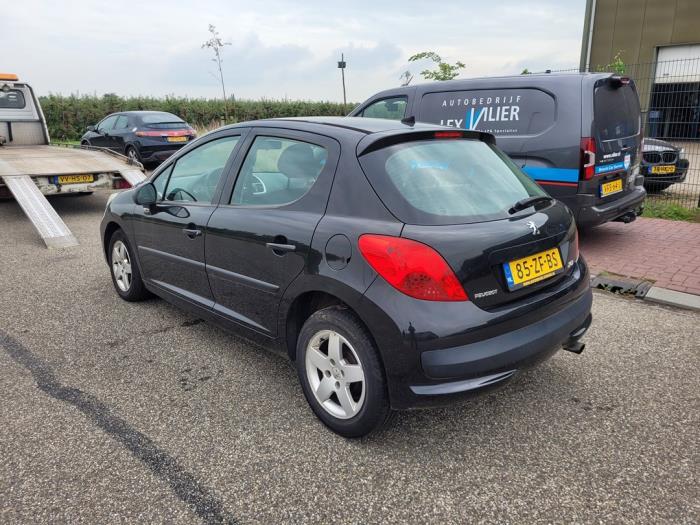 Peugeot 207/207+ 1.4 16V VTi Sloopvoertuig (2008, Zwart)