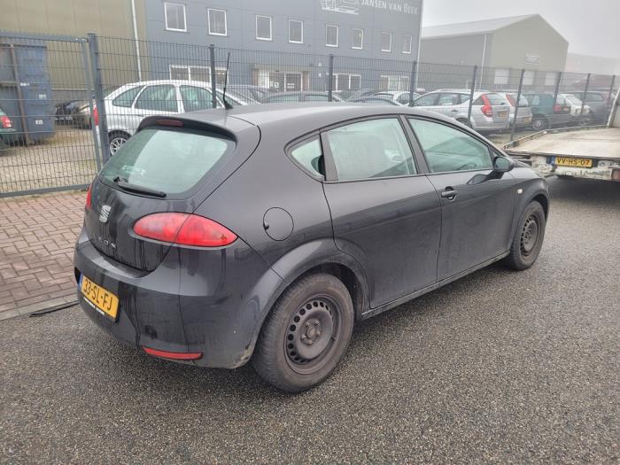 Seat Leon 1.6 Sloopvoertuig (2006, Zwart)