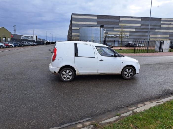 Skoda Roomster Praktik 1.2i Sloopvoertuig (2008, Graniet)