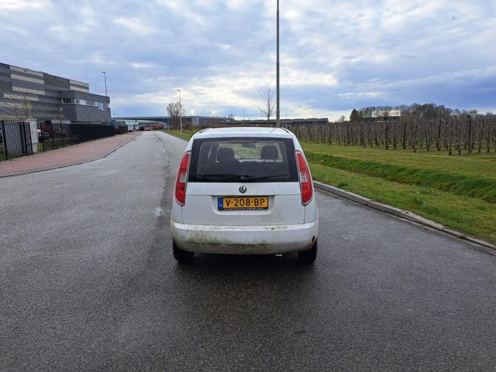 Skoda Roomster Praktik 1.2i Sloopvoertuig (2008, Graniet)